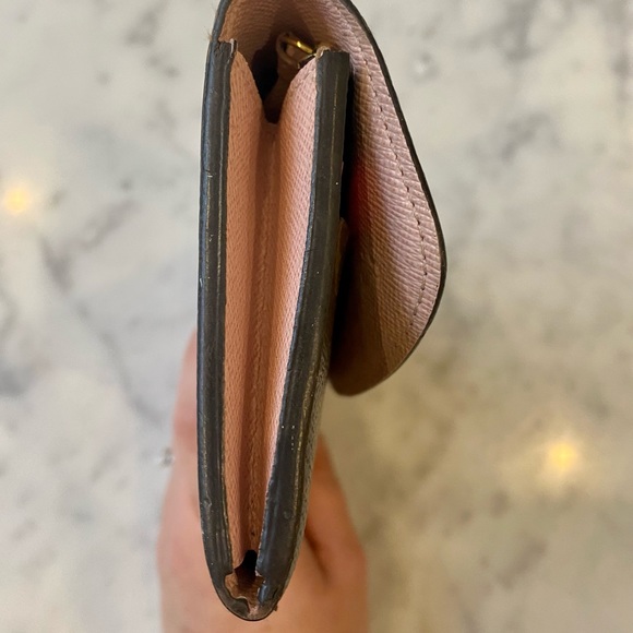 Louis Vuitton Emilie Wallet 🎀 Rose Ballerine - Picture 6 of 11